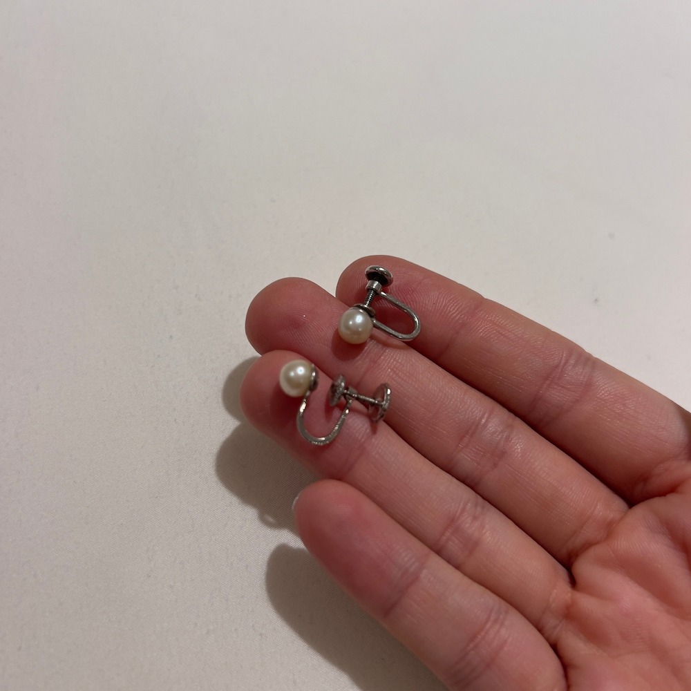 Vintage Silver Tone Faux Pearl Screw Back Earrings Non Pierced Classic Elegant